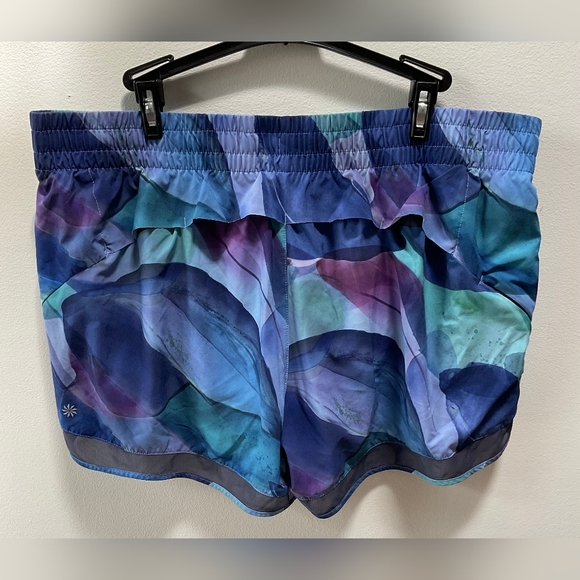 AthletaMulticolor Racer Mid Rise Athletic Shorts - Picture 5 of 7